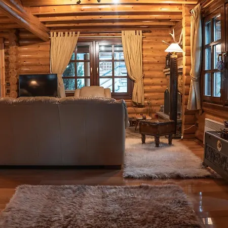 7Hills Finnish Luxury Chalet By Ski Alure Eptalofos Exterior photo